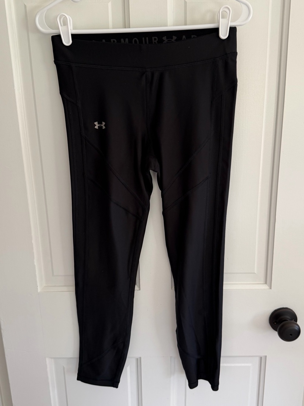 Under Armour HeatGear Compression Cropped Leggings Black Women's Medium